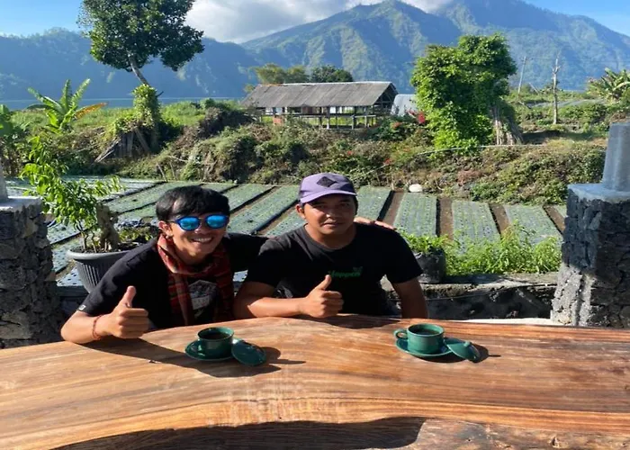 イン Batur