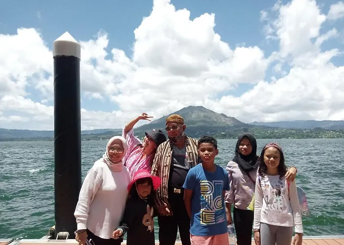 Batur イン *